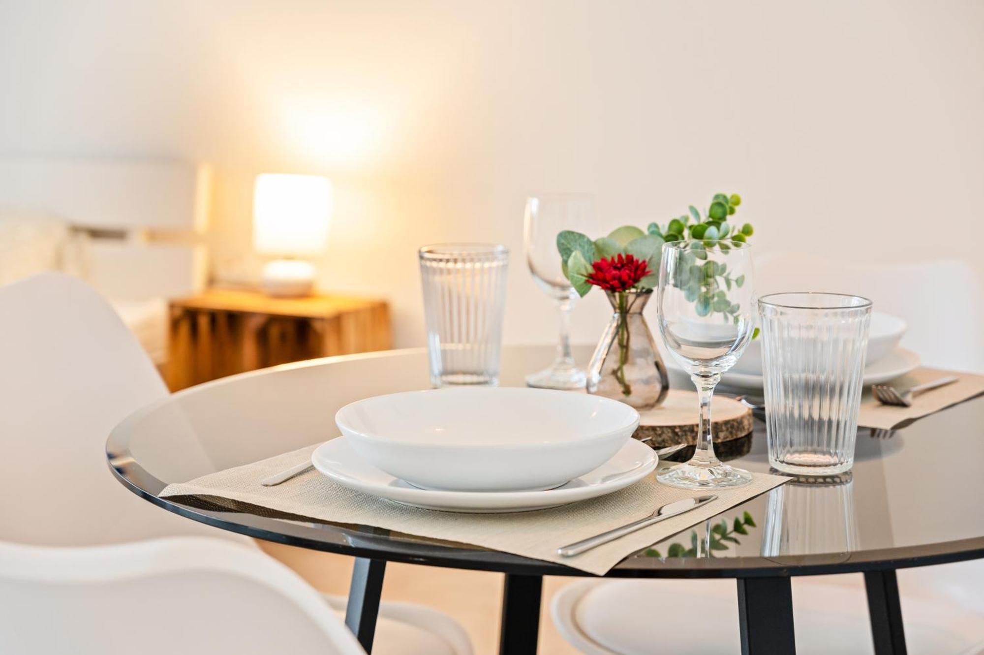 Idyl Kostenloser Privat-Parkplatz Wifi Smarttv Balkon Ludwigsburg Luaran gambar