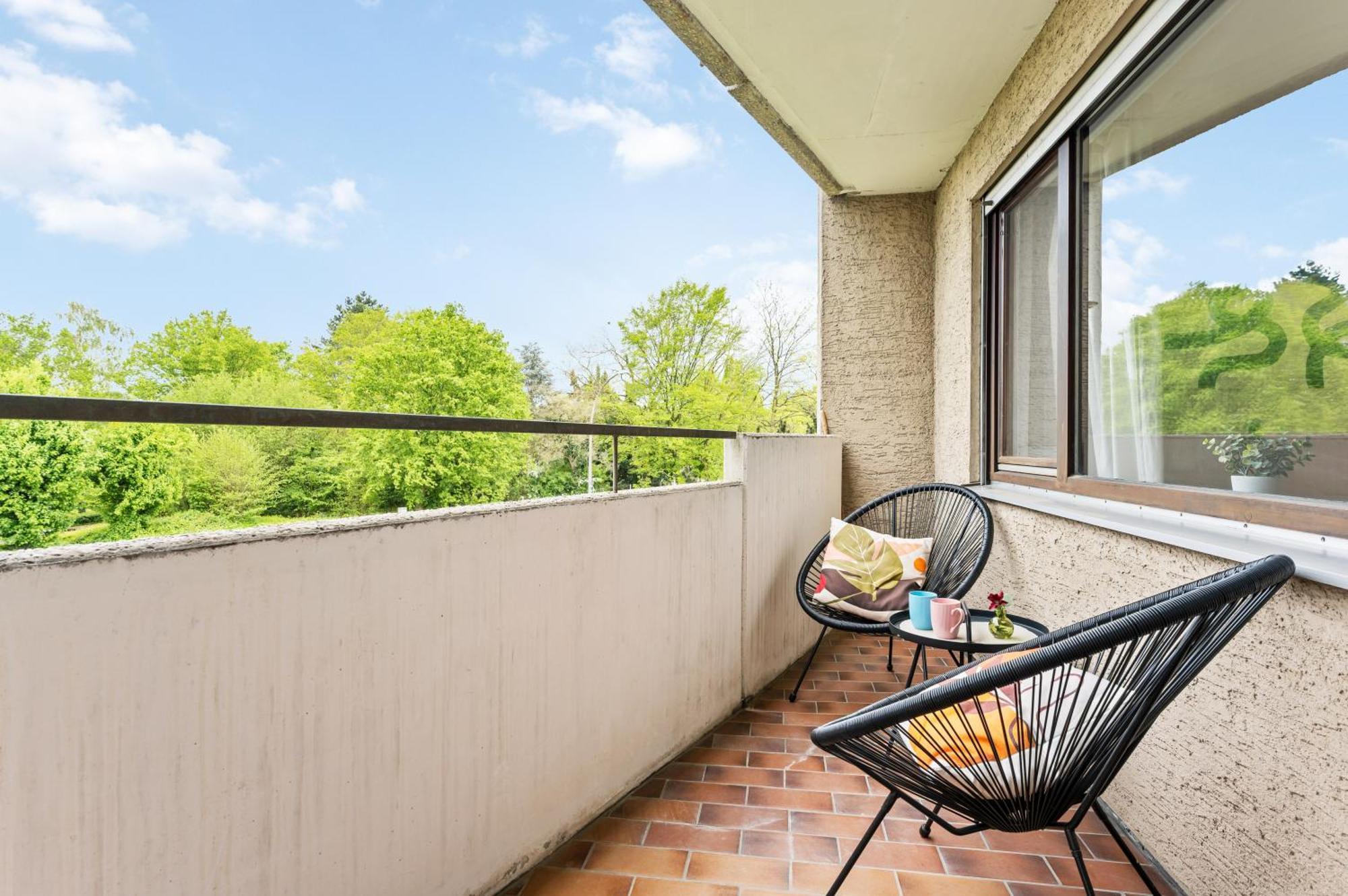 Idyl Kostenloser Privat-Parkplatz Wifi Smarttv Balkon Ludwigsburg Luaran gambar